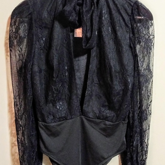 Naughty Gal | Plunging Neckline Bodysuit - Picture 3 of 3